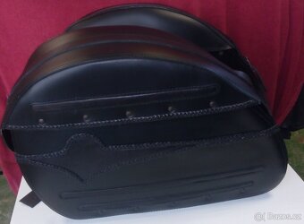 KOŽENÉ BRAŠNY - NOVÉ - 6