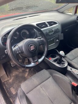 Seat Leon 1P FR 2.0 TDI - díly z vozu - 6