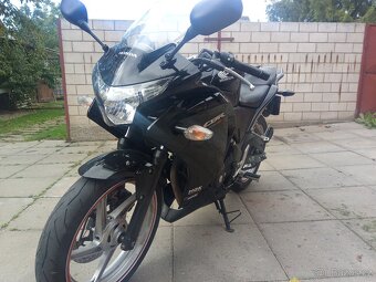 Honda CBR 250 r - 6