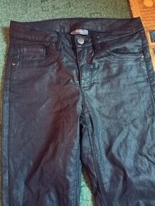 8x džíny vel. 34/XS a 36/S Zara, Sinsay, H&M, Bershka - 6