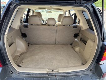 Ford Maverick XLT 3.0 V6 4x4 (2004) 149 kW - 6