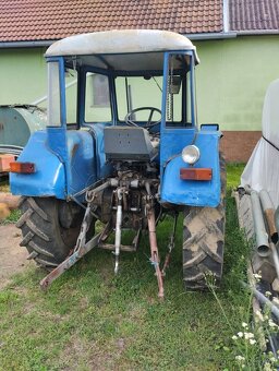 Traktor z prislušenstvým - 6