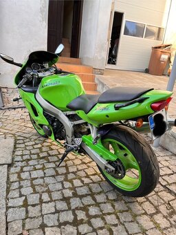 Kawasaki Ninja ZX6R rv. 98 - 6