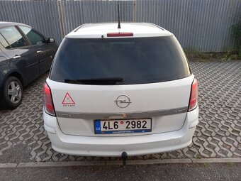 Opel Astra H, 1.7 cdti, 92 kW, 2010, edice 111 let Opel - 6
