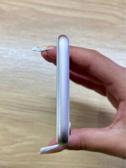 iPhone 8- plně funkční - 6