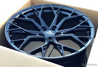 Alu kola 20” Forzza model Titan BLACK - 6