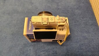 Olympus STYLUS XZ-2 - 6