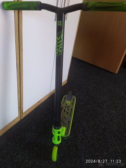 Freestyle koloběžka MGX - 6