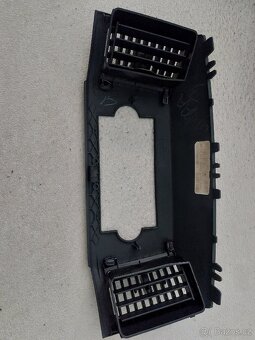 Jeep grand cherokee wk - autoradio, díly interiéru - 6