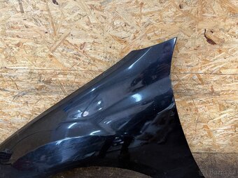 LEVÝ PŘEDNÍ BLATNÍK MERCEDES W164 C197 - 6