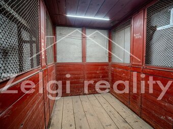 Nabízíme k pronájmu skladovací prostory 4x400 m² s kompletní - 6