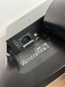 LCD Monitor 19" Philips HNB9190T - 6