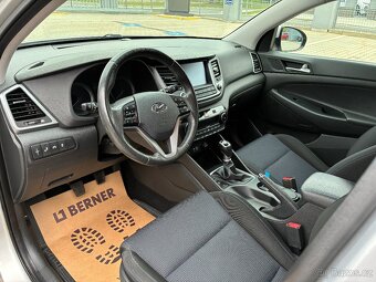 Hyundai Tucson 2.0CRDi 100kW 4x4 REZERVACE - 6