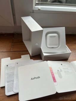 Apple AirPods 2 - 6