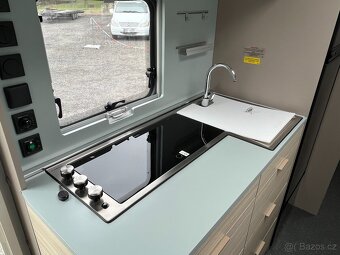 Karavan Adria Altea 552PK, předstan Isabella - 6