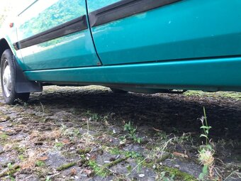 Prodám Škoda Favorit 135 LX rok 1994 krásný původní stav - 6
