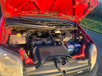 Ford tourneo Connect 2005 - 6