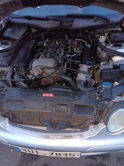 Mercedes Benz 220 cdi - 6