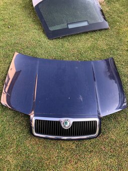 Škoda fabia I dveře, kapota, naraznik, světla - 6