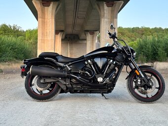 Yamaha Road Star Warrior 1700 - 6