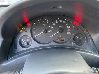 Opel Corsa C 2005 - nepojízdné /STK 2026/8 - 6