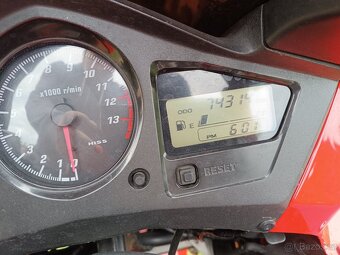 Honda vfr 800 - 6