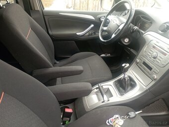Ford galaxy - 6