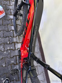 Prodám elektrokolo TREK POWERFLY FS 4 2023 s pouze 140km - 6