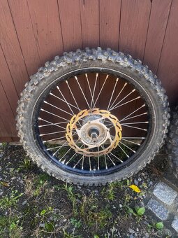 Kola Kawasaki KXF - 6