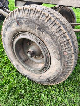 Disky s pneu 8,25-15, vlek 5 tu - 6