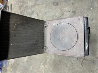 Kamna Petry včetně kouřovodu - 6