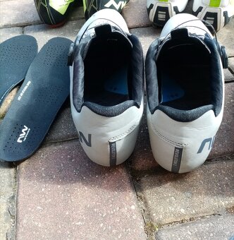 Cyklotretry na kolo:Shimano, Northwave.. MTB i Road, vel. 44 - 6