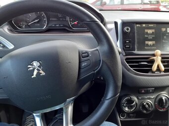 Peugeot 2008 PureTech - 6