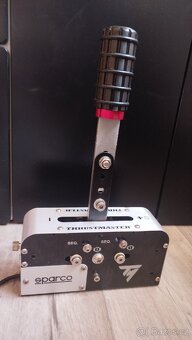 Thrustmaster TSSH + Thrustmaster Racing Clamp - 6