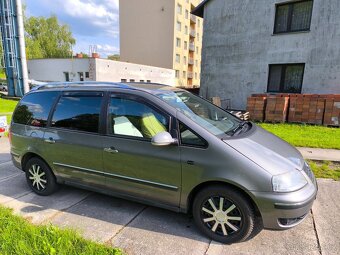 Prodám Volkswagen Sharan 2007-2,0 TDI - 6