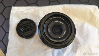 Sony FE 24mm f/2.8 G - 6