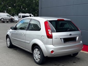 Ford Fiesta 1.3i , jen 143 000km, bez koroze, servisovaný - 6