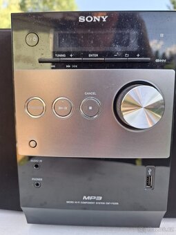 Prodám SONY micrověž model HCD FX 205 s bednami SS-CFX200 - 6