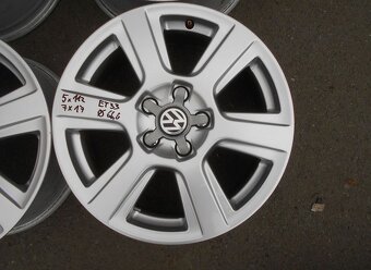 Alu disky originál Audi 17", 5x112, ET 33, šíře 7J - 6