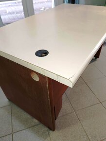 Dřevěný stůl, stavitelná výška - 6