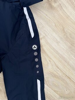 Sportovní bunda s kapucí - 6