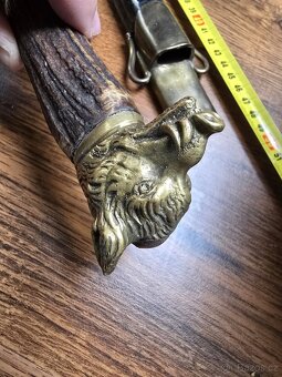 KRASNY STARY LOVECKÝ TESÁK - 6