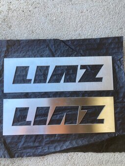 Nerezové hodiny Scania a Tatra - 6