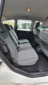 Ford Focus C-Max TDCi 1,6 z roku 2006 - 6