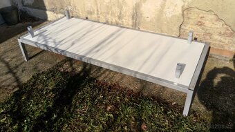 Prodám bytelné ocelové regály vyrobené z jeklu 40x40mm - 6