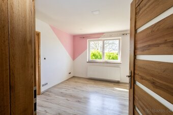 Prodej, rodinný dům 6+1, 1222 m² - Týček - 6