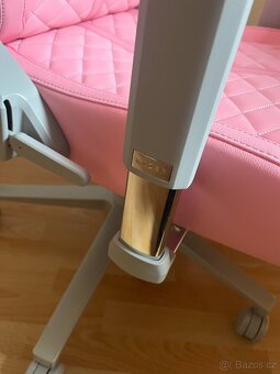 Nová herní židle Razer Enki Quartz - 6