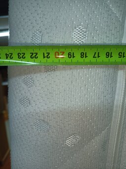 Prodám 2 x hezké matrace 90 x 200 x 24 cm - 6
