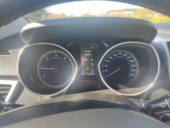 Prodám Hyundai i30 - 6
