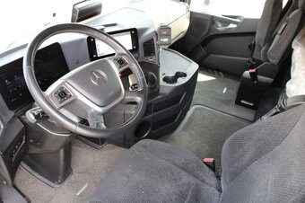 Mercedes-Benz Actros 2542 + PANAV 2023 - 6